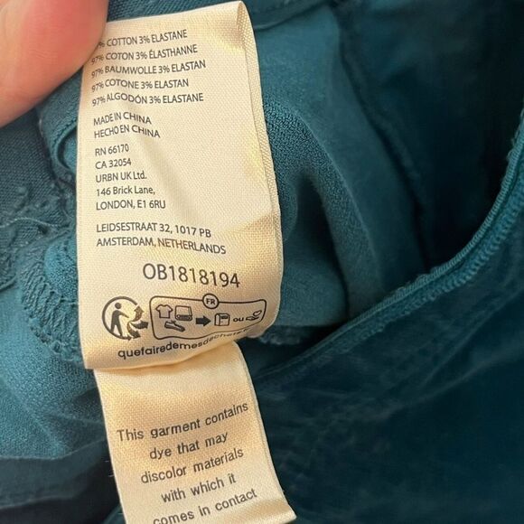 Welcome to my closet! - Picture 11 of 14